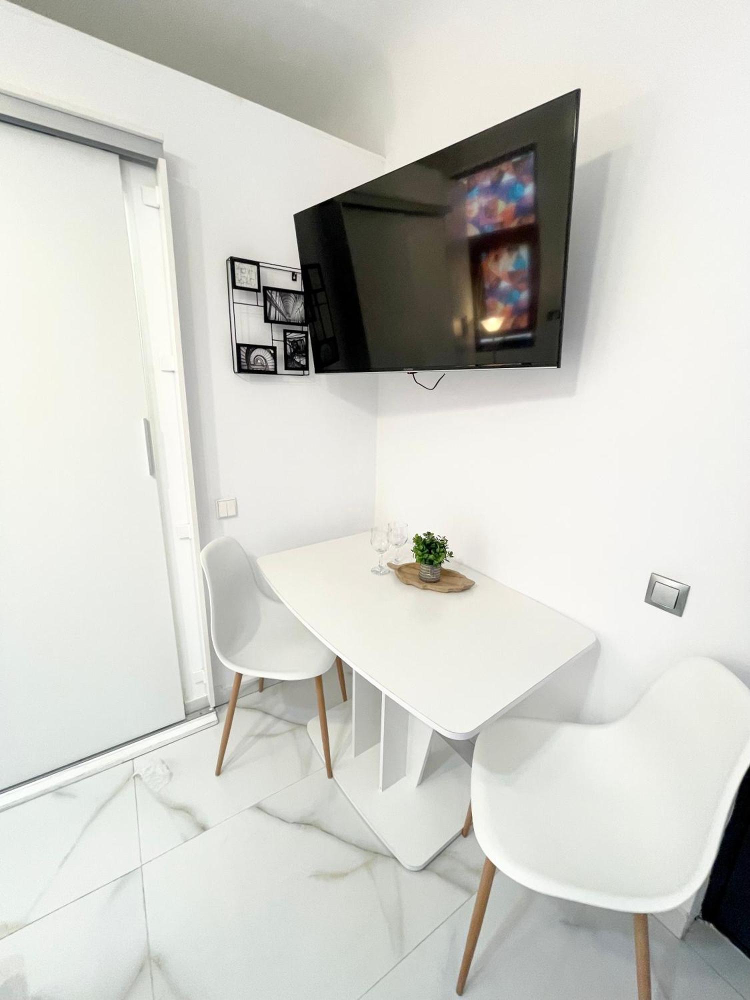 White Studio Bukarest Exterior foto