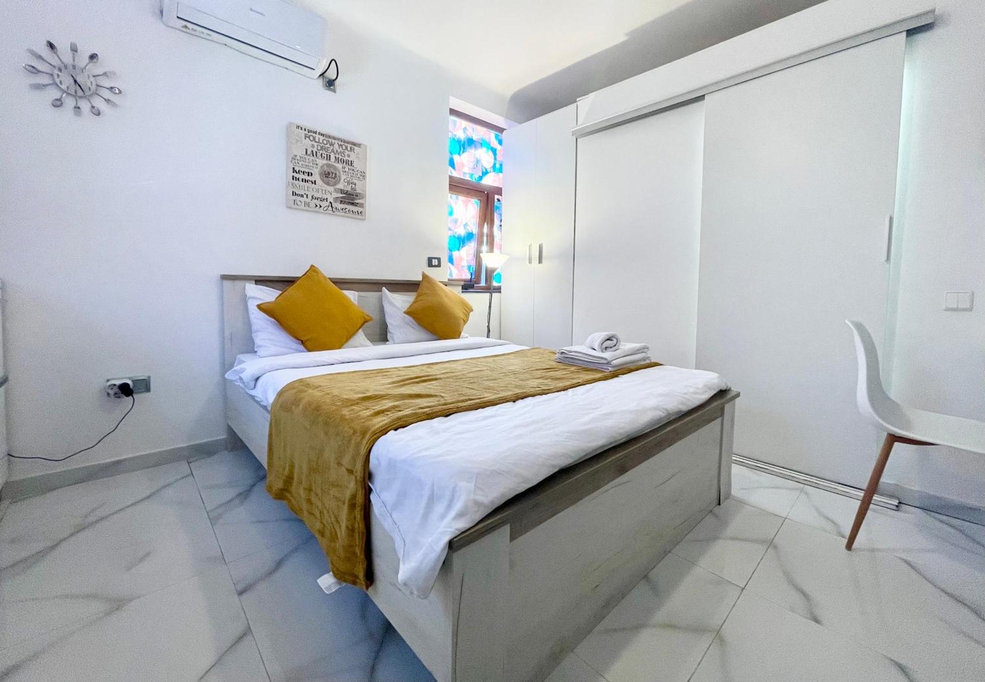 White Studio Bukarest Exterior foto